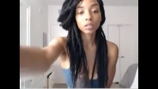 EBONY SHOW WITH HUGE DILDO